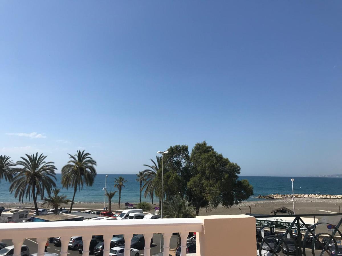 Soek Pedregalejo Seafront Holidays Homes Málaga Kültér fotó